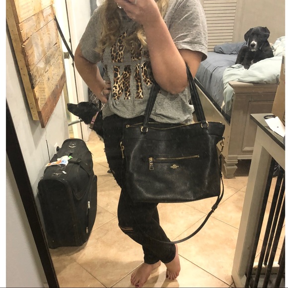 Coach Leather Shoulder Bag EUC - Picture 7 of 8